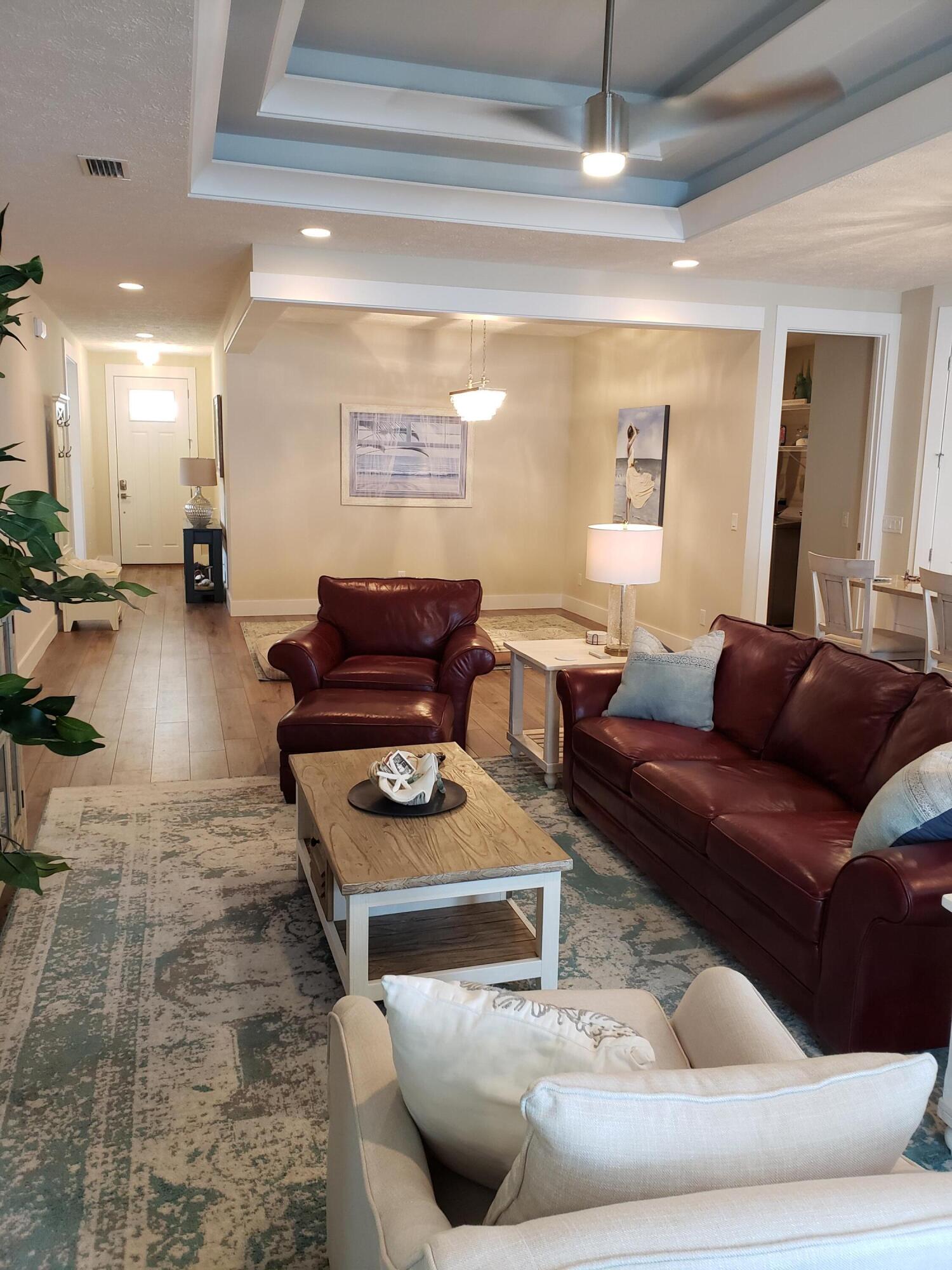 JAMAICAN LAKE CONDOS - Residential
