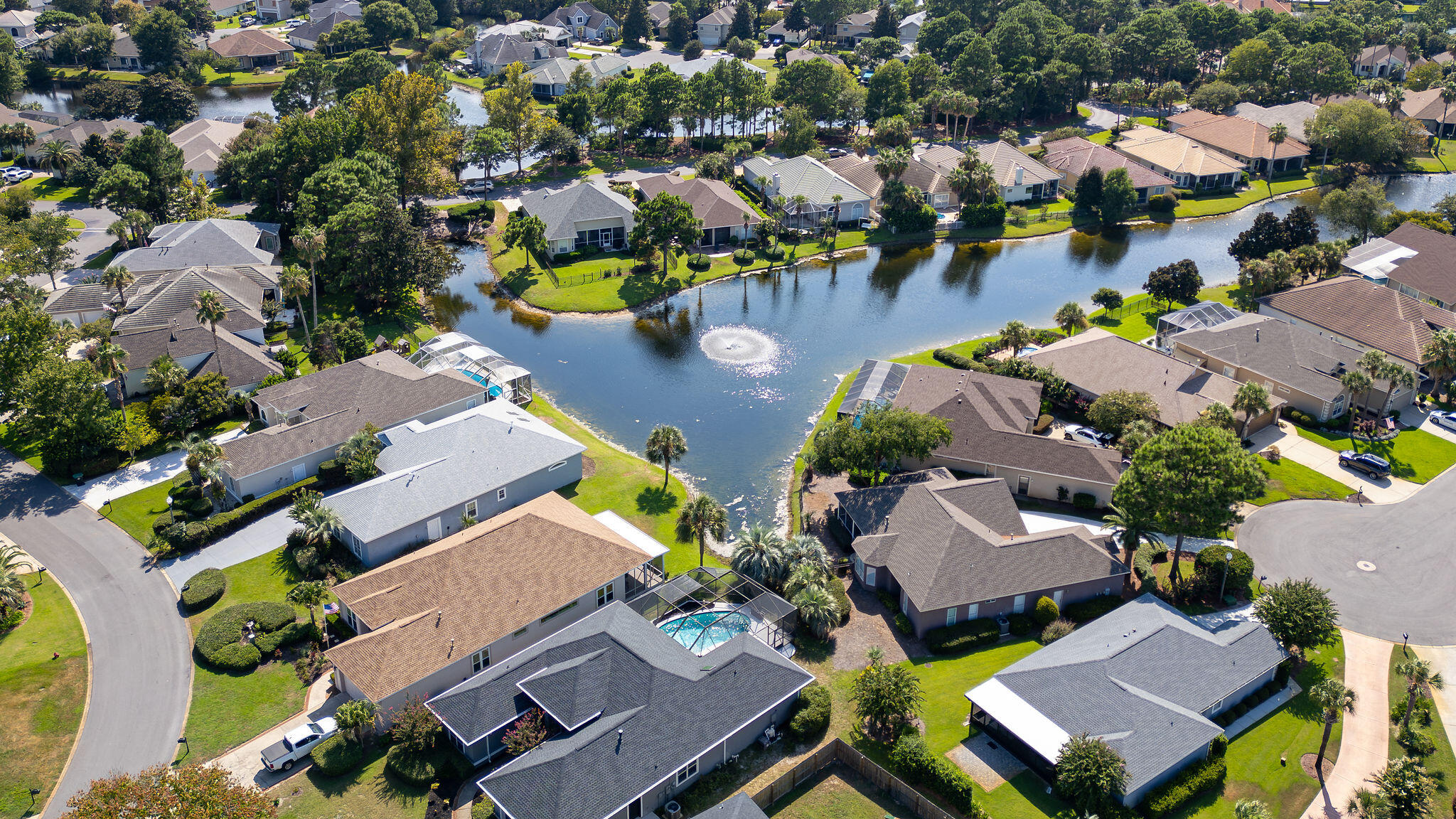 EMERALD LAKES PH 1 - Residential