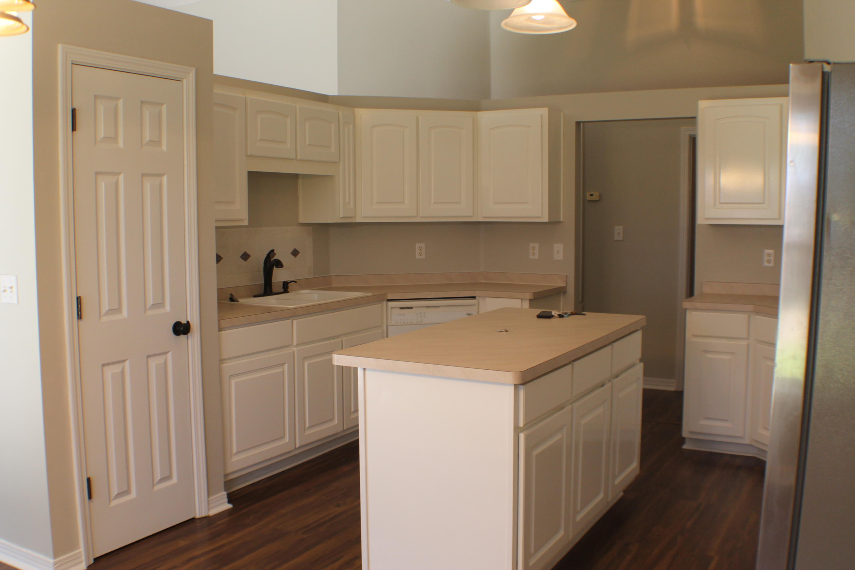 SILVER OAKS PH 1 - Residential Lease