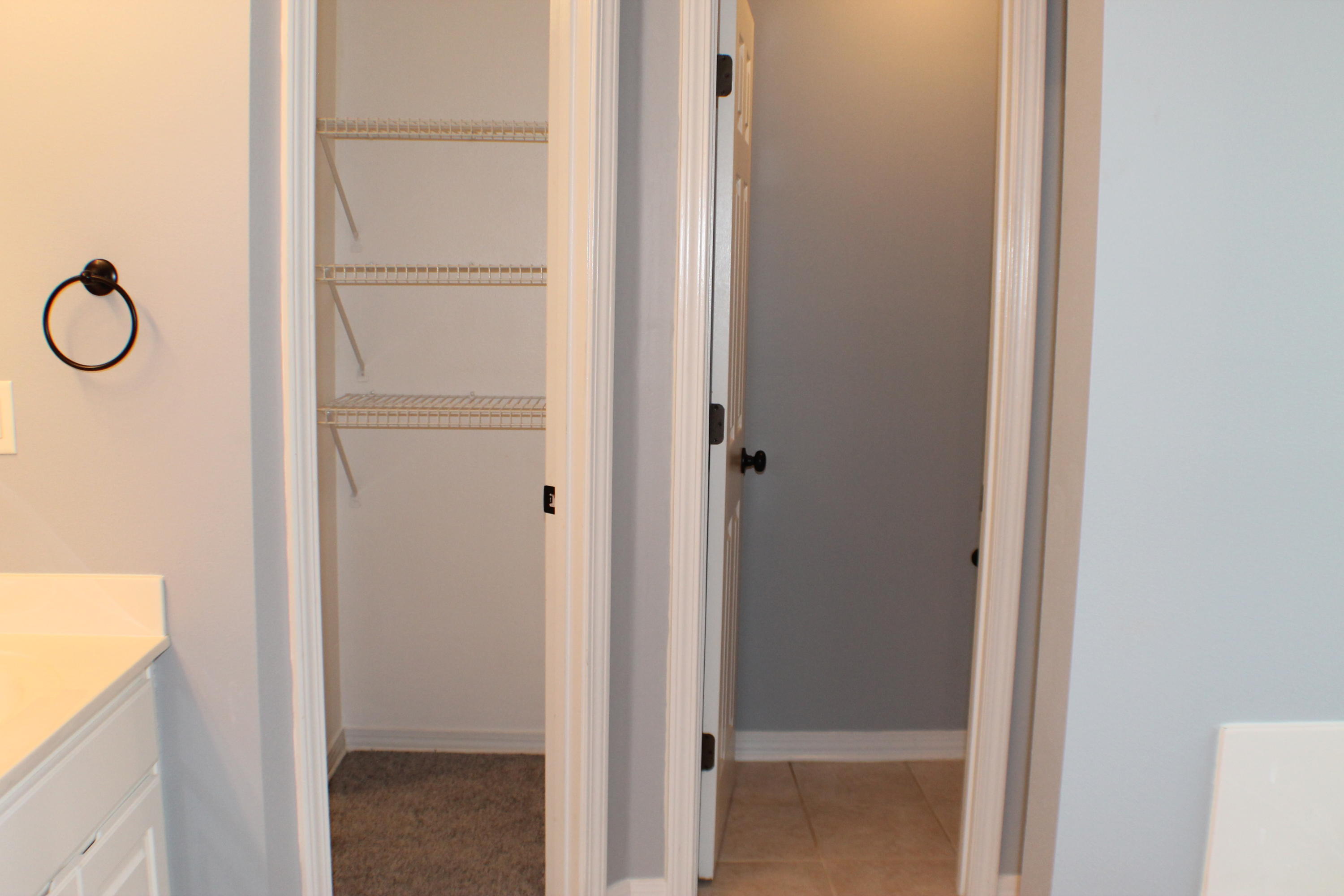 SILVER OAKS PH 1 - Residential Lease