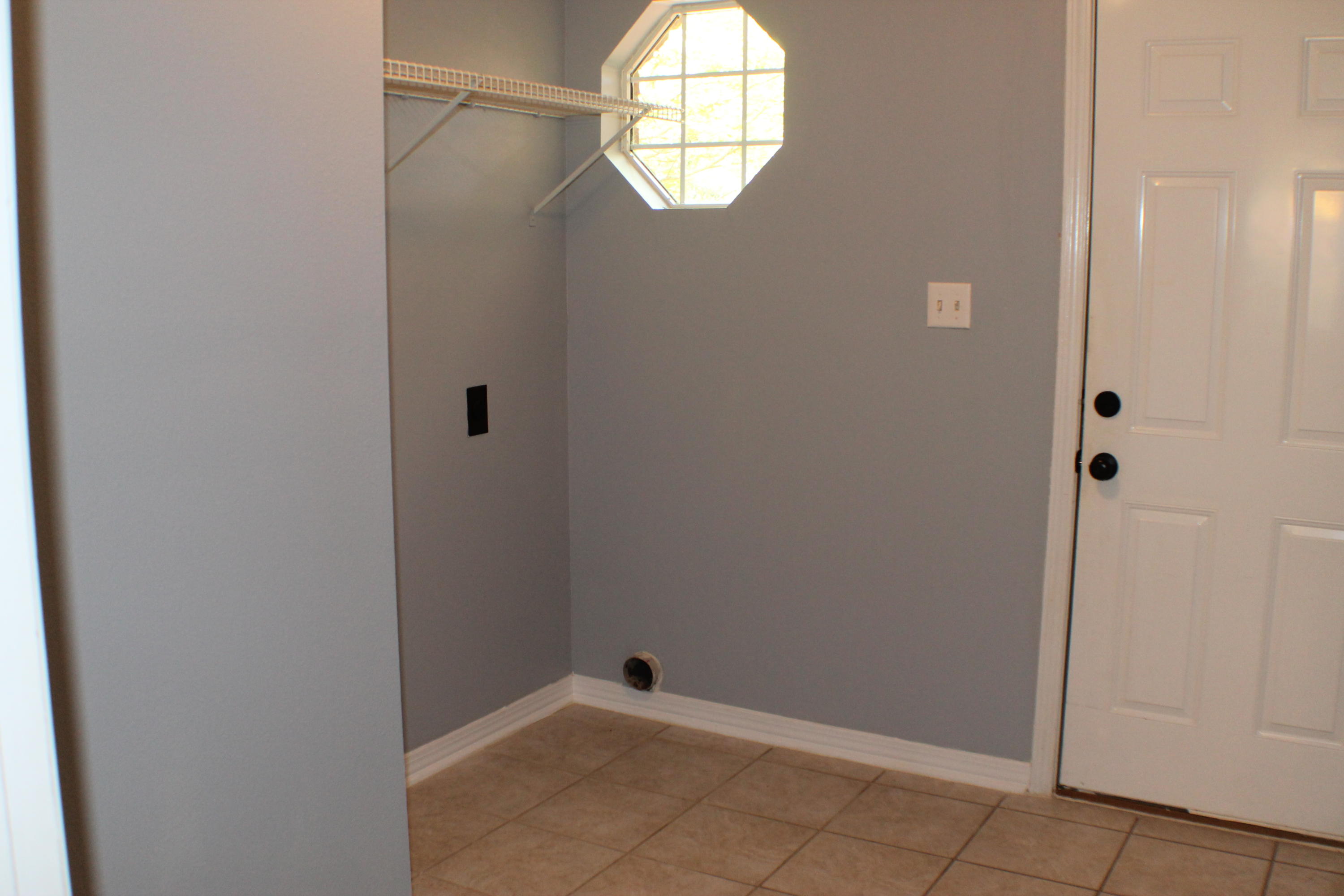 SILVER OAKS PH 1 - Residential Lease