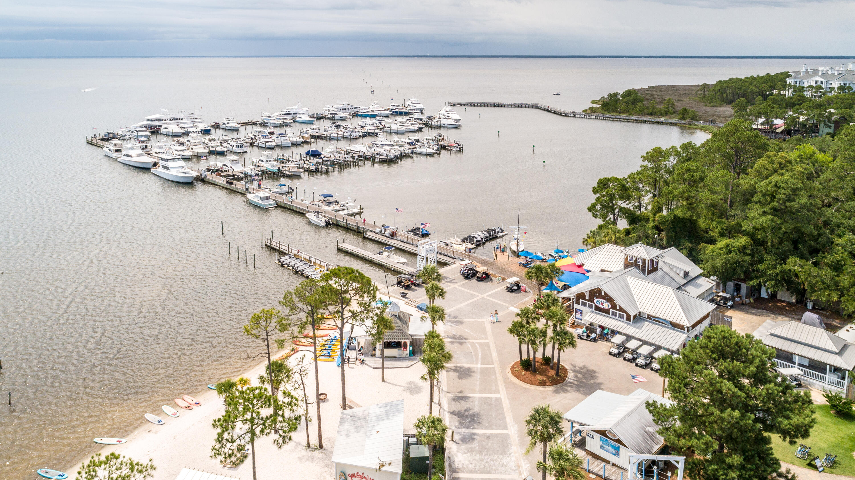 CRYSTAL LAKE II AT SANDESTIN - Residential