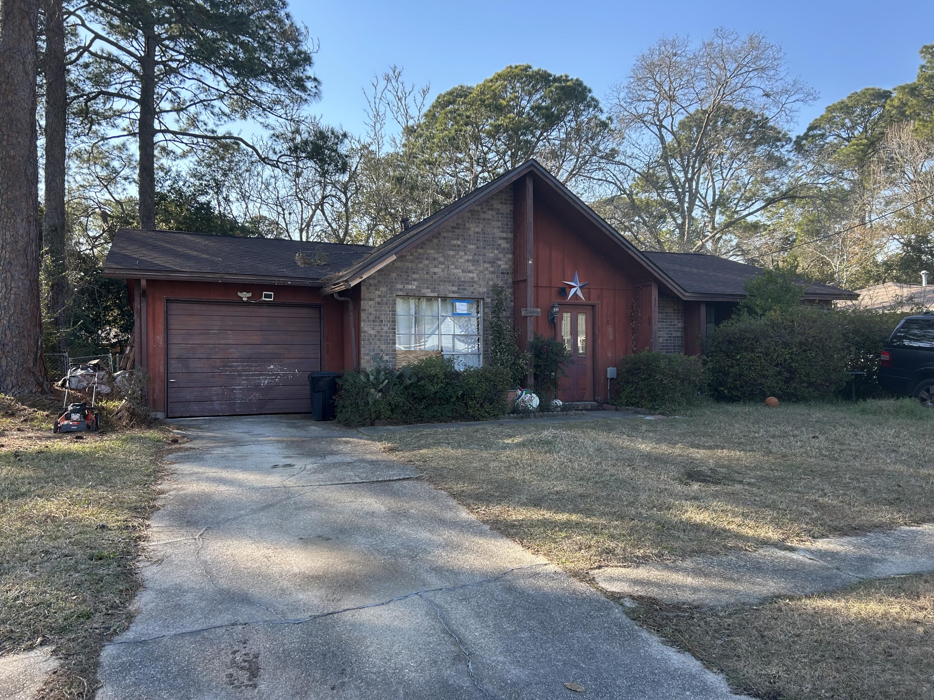 Fantastic Investment Opportunity!  3 bedroom/2 bath home in Fort Walton Beach.  A true handy man project - home needs a lot of work.  Convenient to shopping, restaurants and both Eglin and Hurlburt bases.  Perfect rental property.  Roof 2025 and HVAC is 5 years old.  Buyer to verify all measurements and pertinent information.