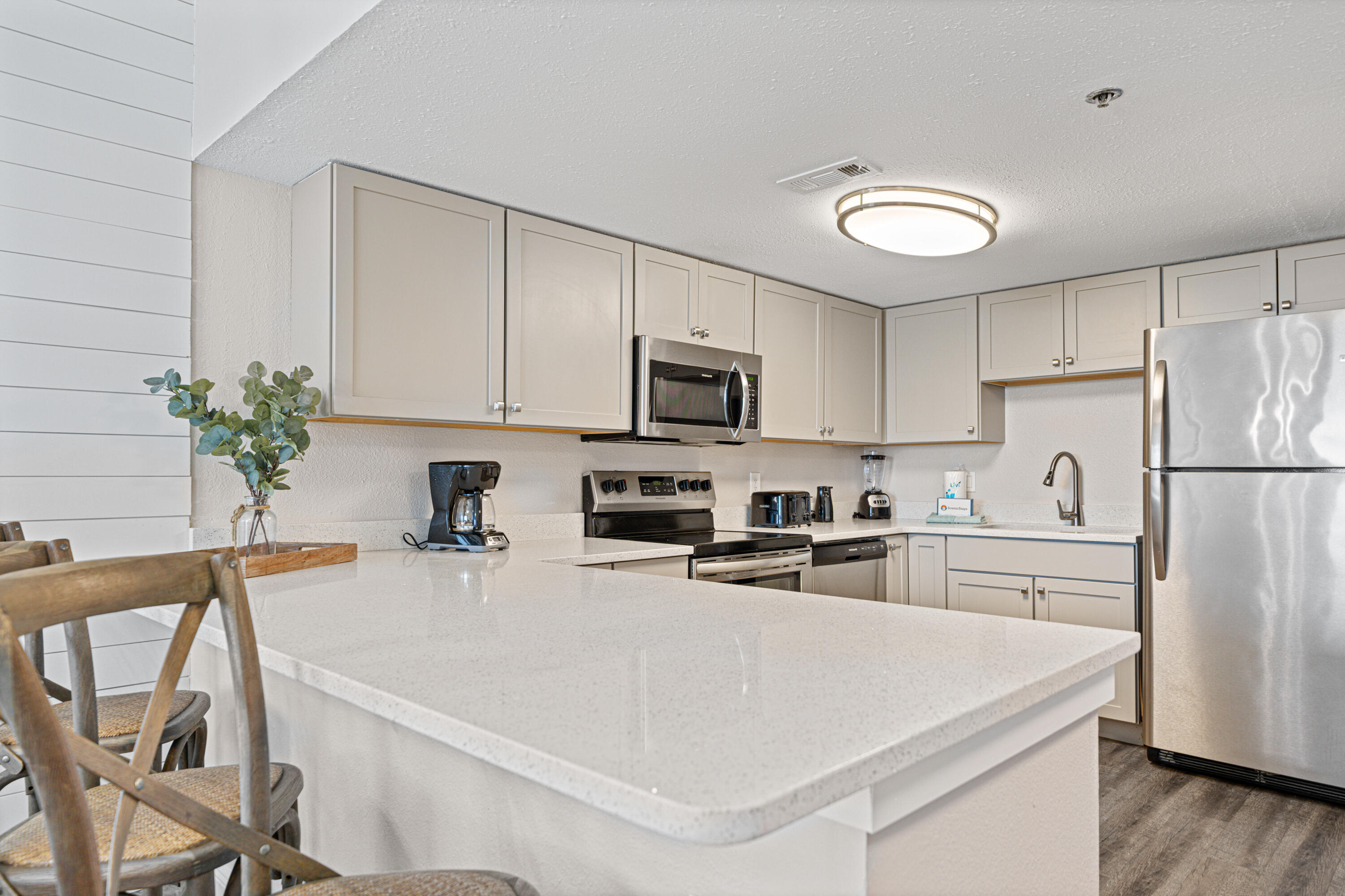 SUNDESTIN INTERNATIONAL CONDO - Residential