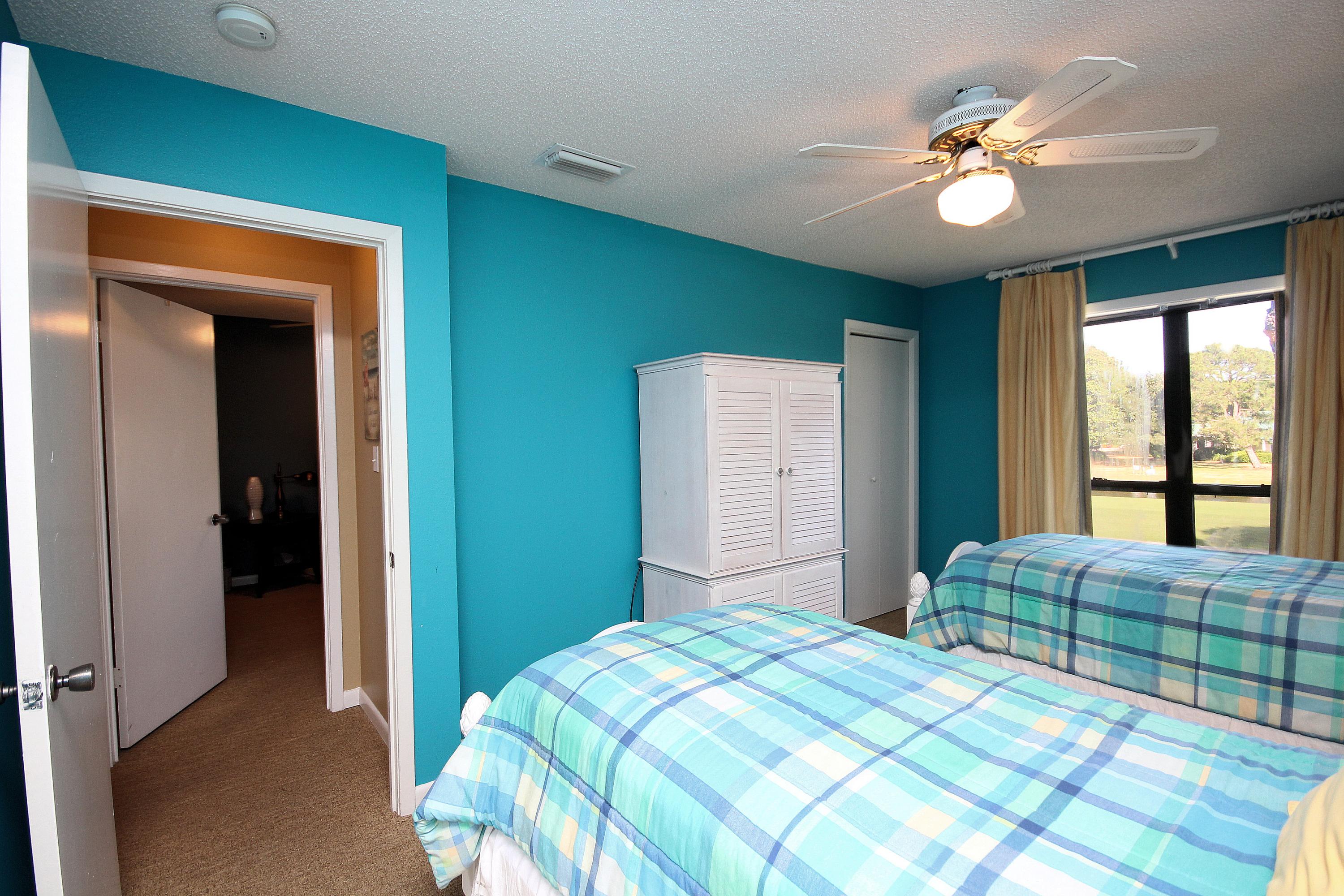 SANDPIPER VILLAGE CONDO - Residential