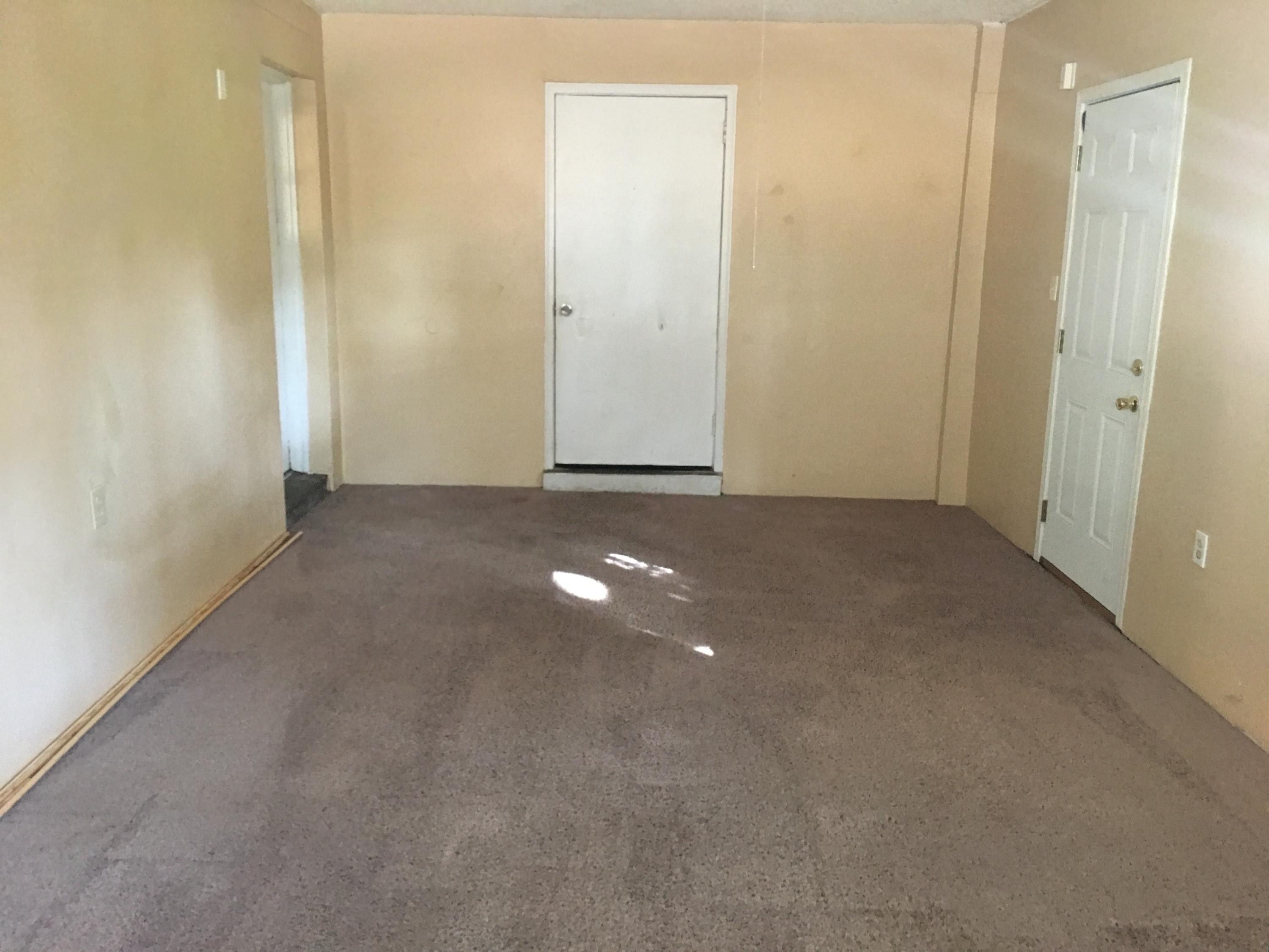 OAKLAND HEIGHTS - Residential Lease