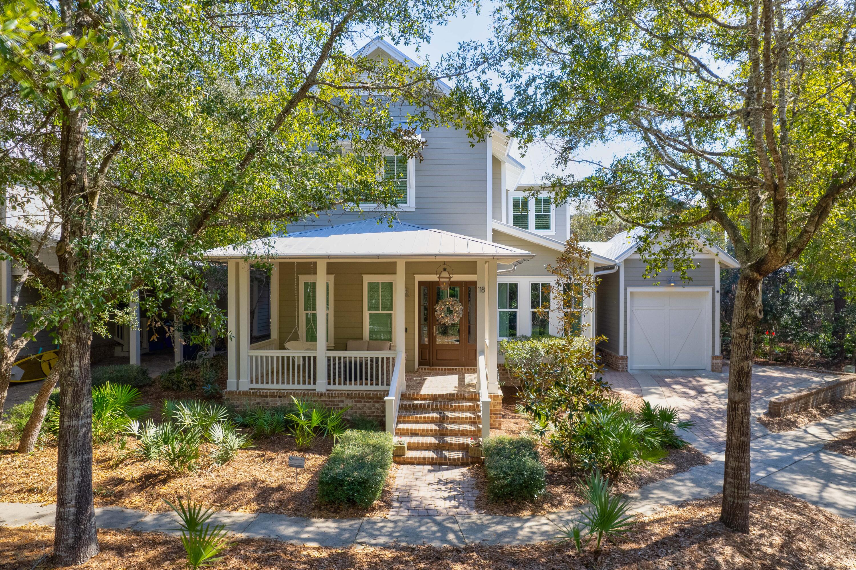 FOREST LAKES - Residential