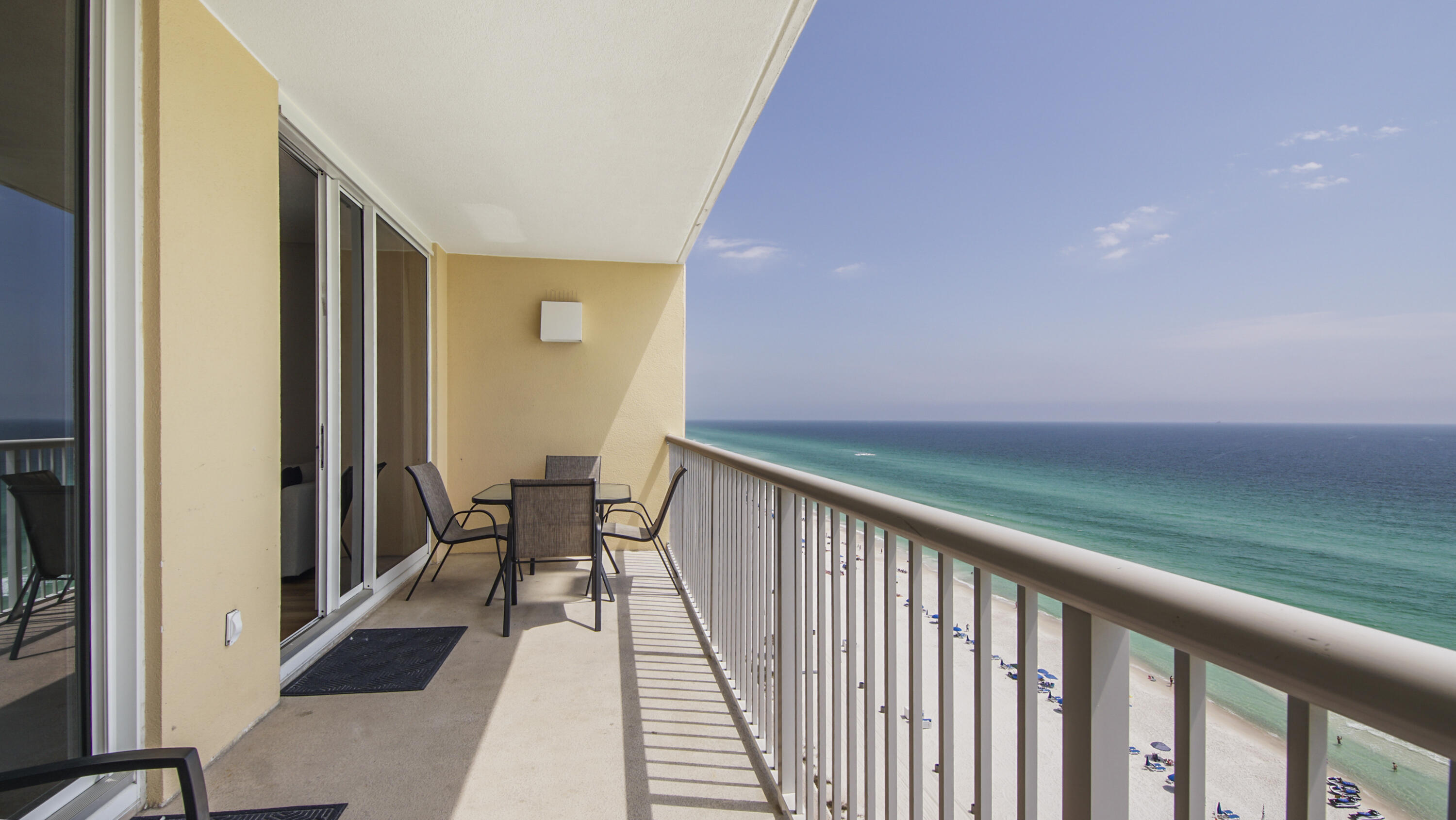 MAJESTIC BEACH TOWERS II - Residential