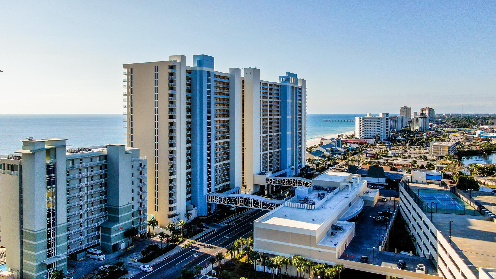 MAJESTIC BEACH TOWERS II - Residential