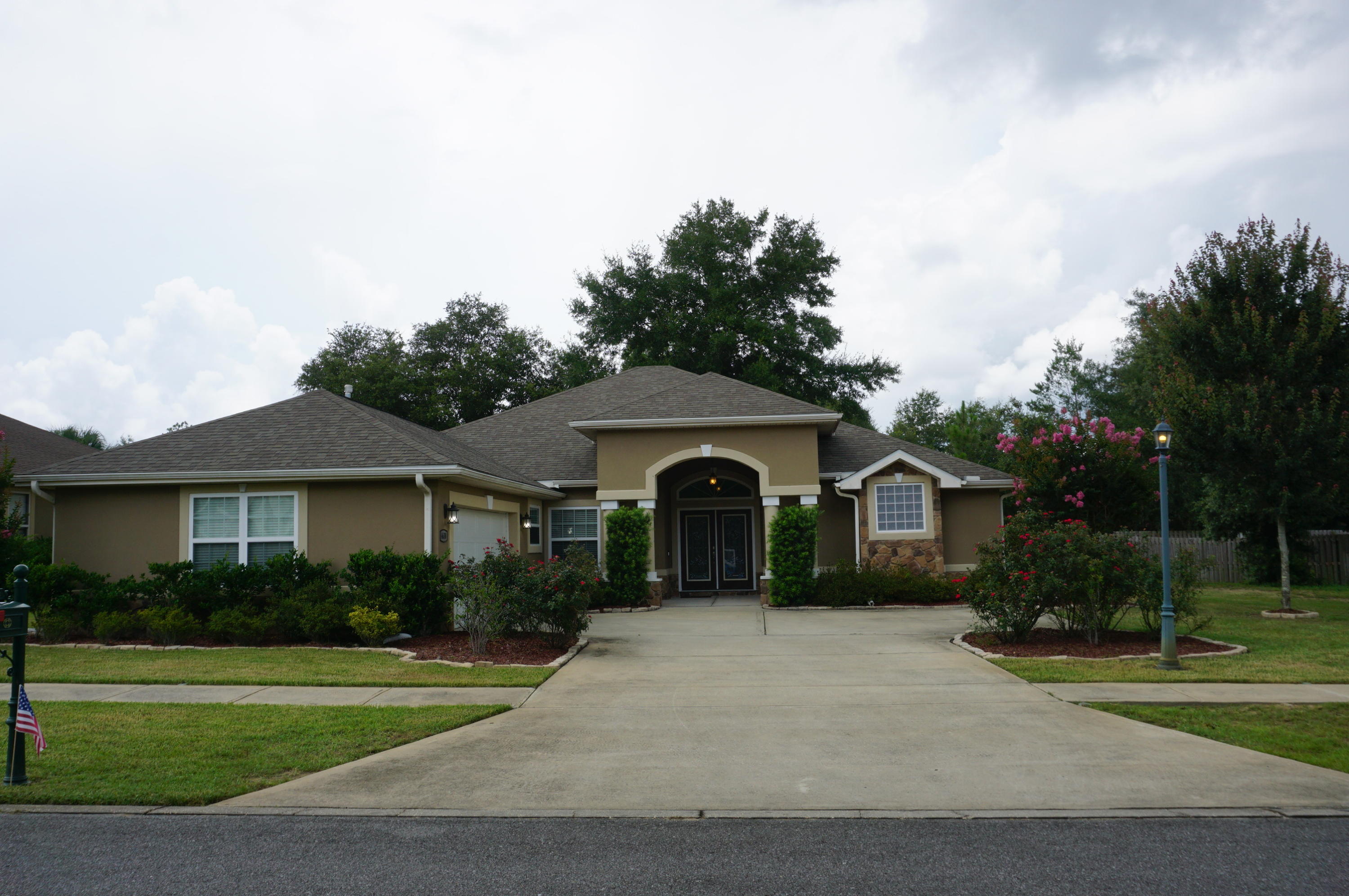 CHANAN ESTATES - Residential Lease