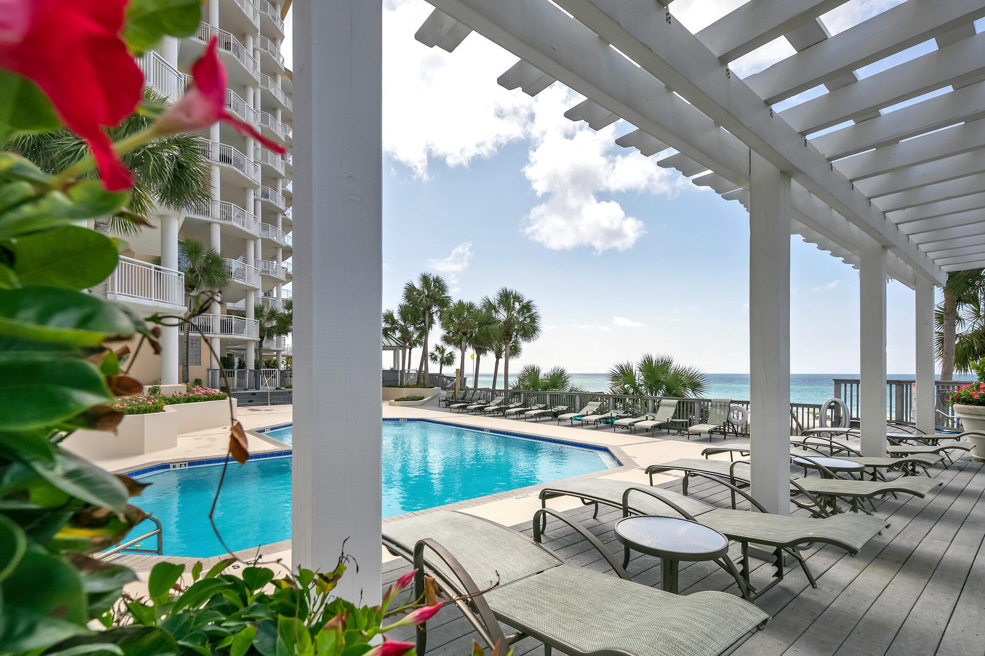 HIDDEN DUNES GRAND VILLAS - Residential