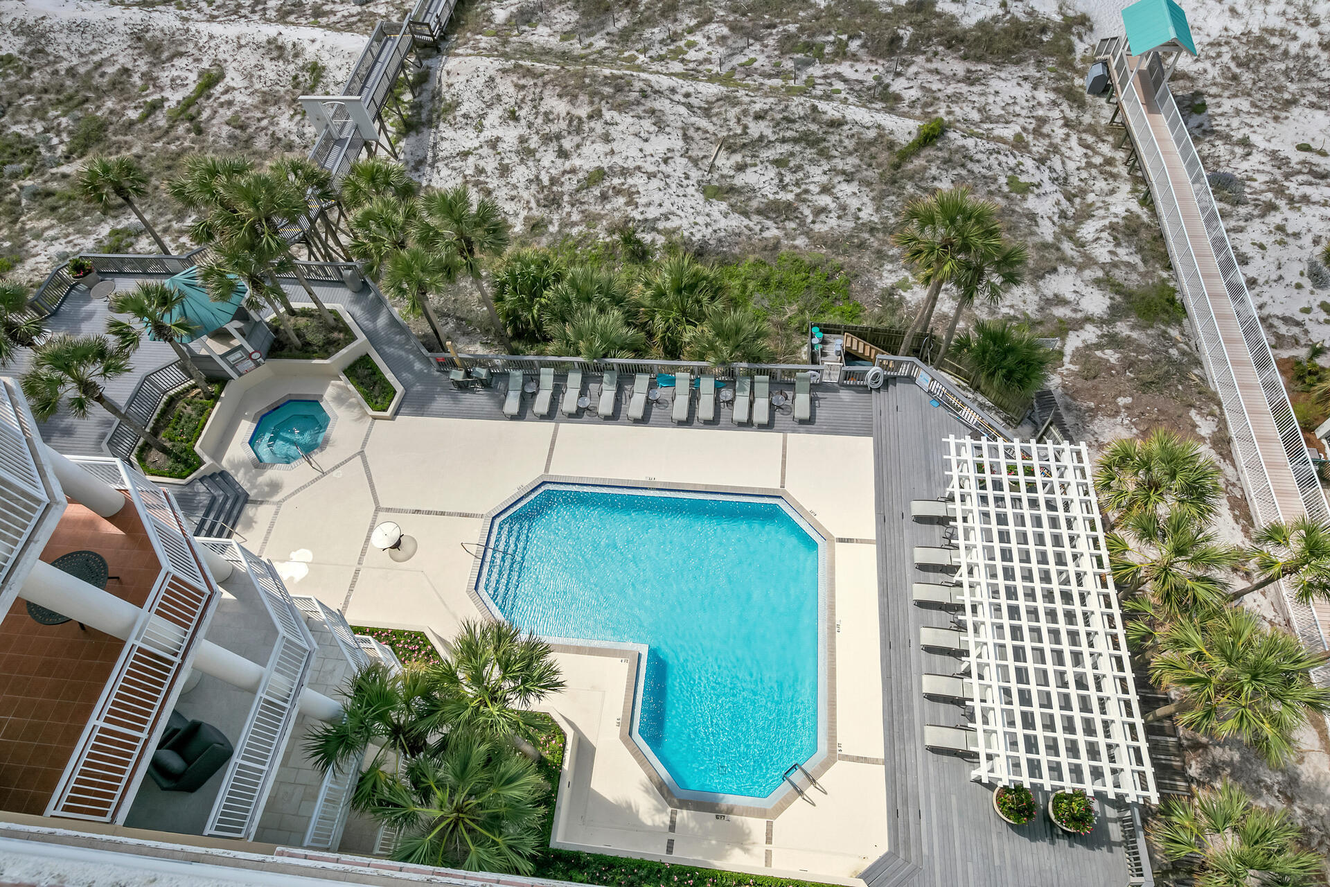 HIDDEN DUNES GRAND VILLAS - Residential