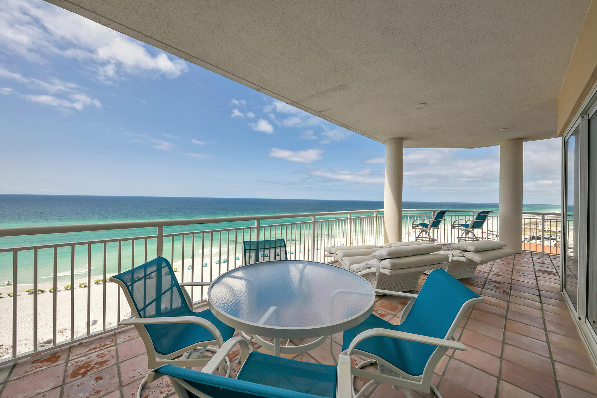 HIDDEN DUNES GRAND VILLAS - Residential