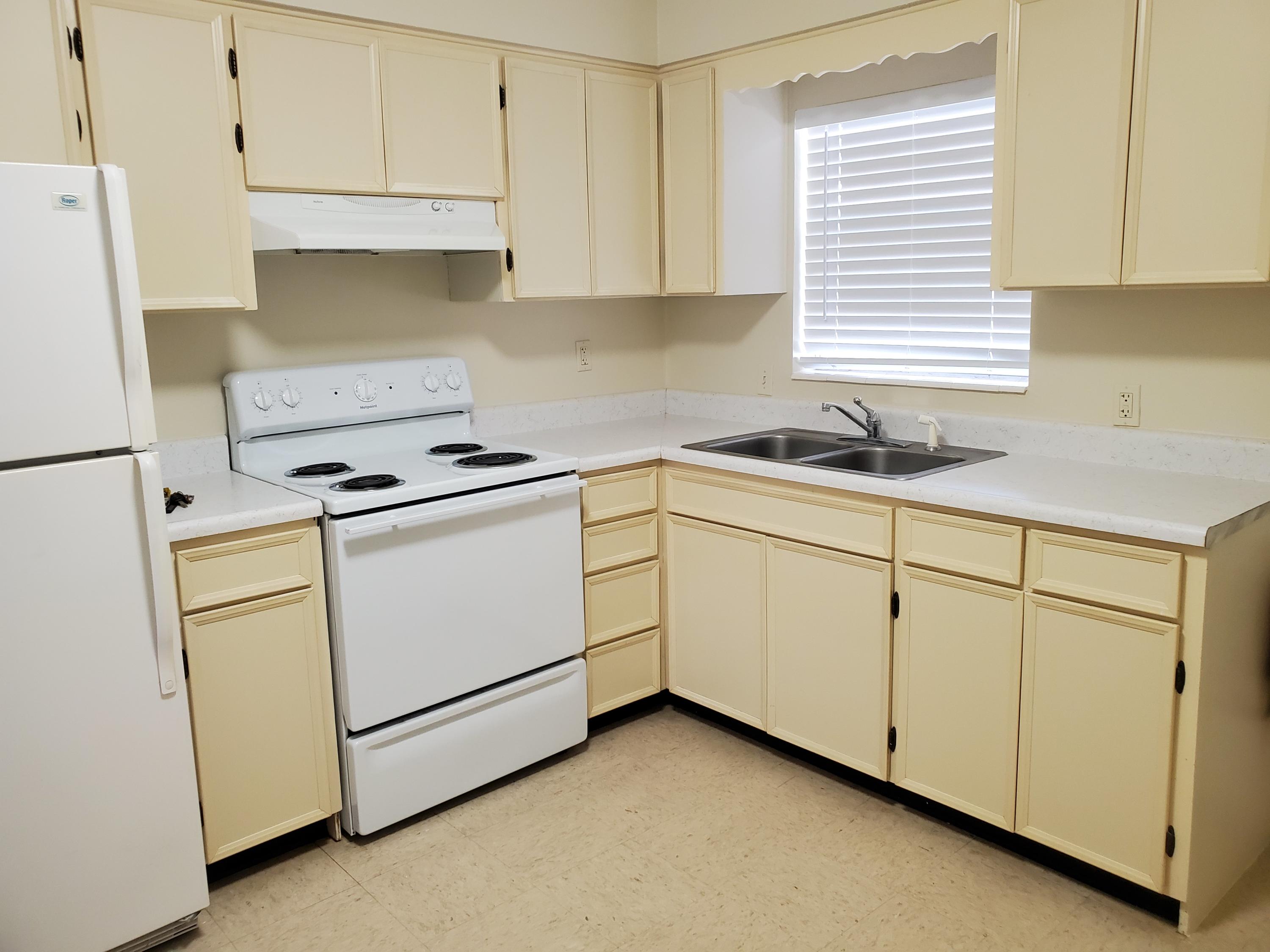 Racetrack Rd 1st Sub - Residential Lease