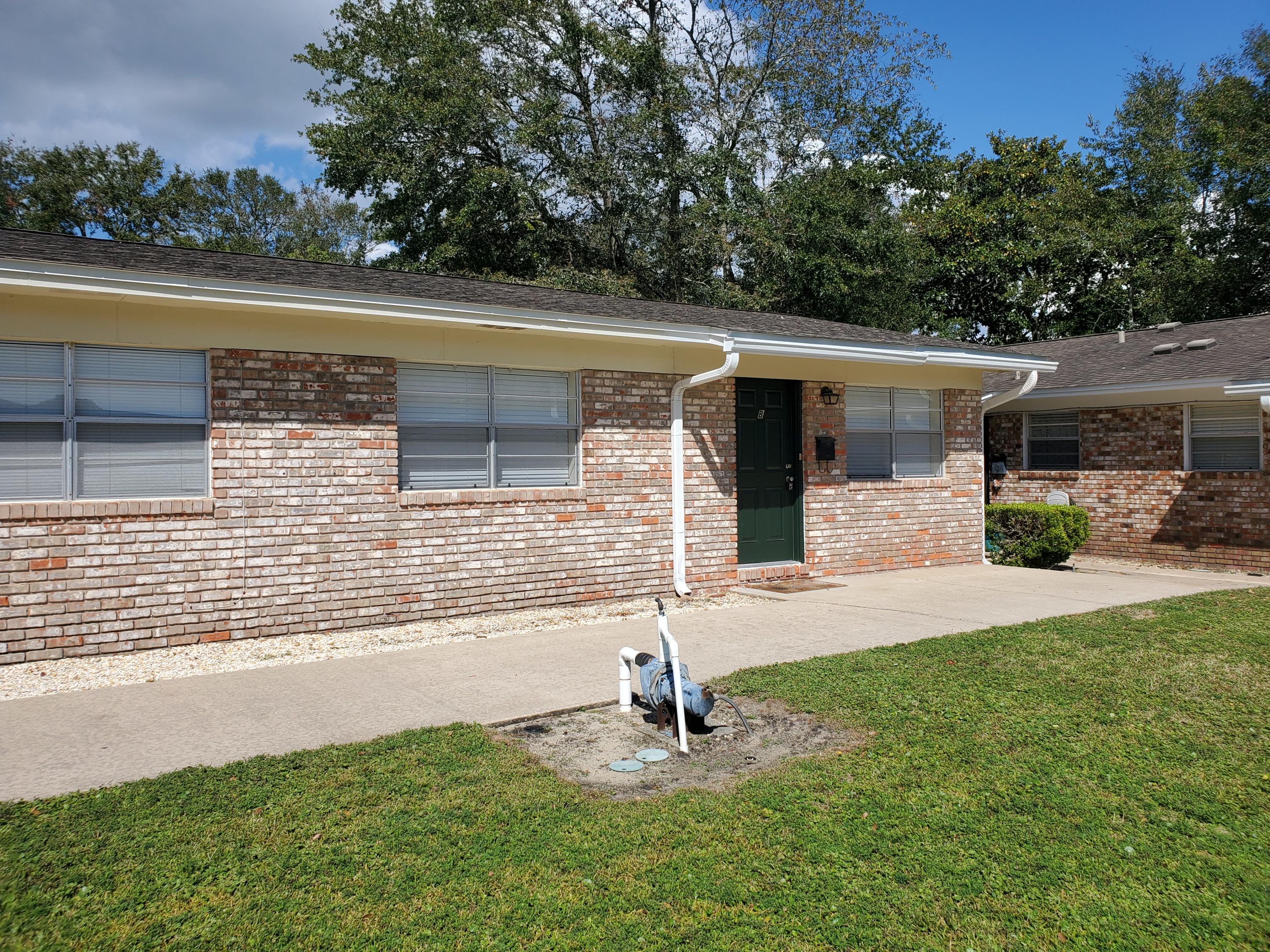 Racetrack Rd 1st Sub - Residential Lease