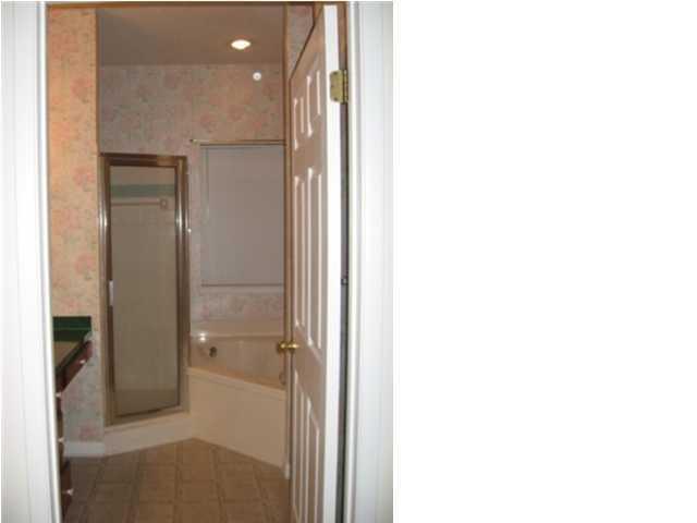 PARKWOOD LANE BLUEWATER BAY - Residential Lease