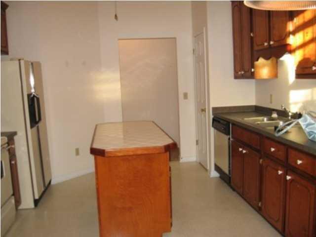 PARKWOOD LANE BLUEWATER BAY - Residential Lease