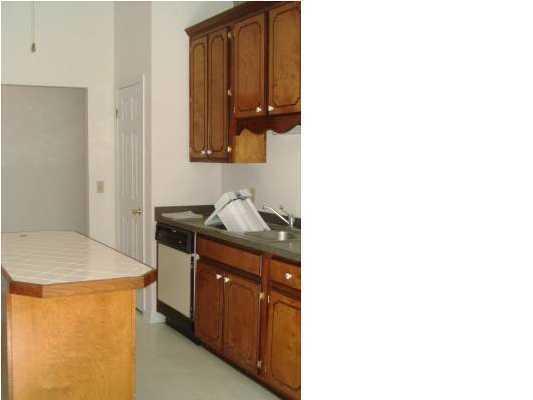 PARKWOOD LANE BLUEWATER BAY - Residential Lease