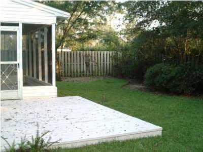 PARKWOOD LANE BLUEWATER BAY - Residential Lease