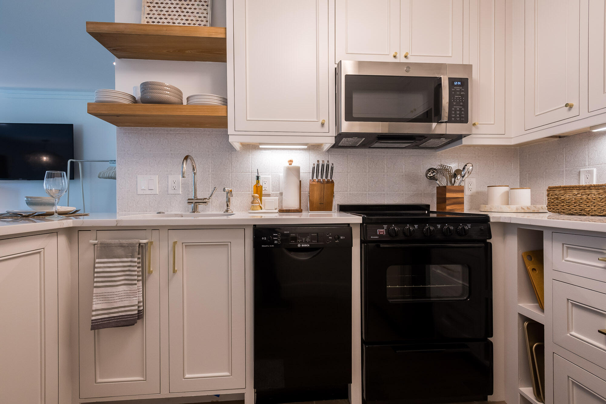 INLET SANDS CONDO - Residential