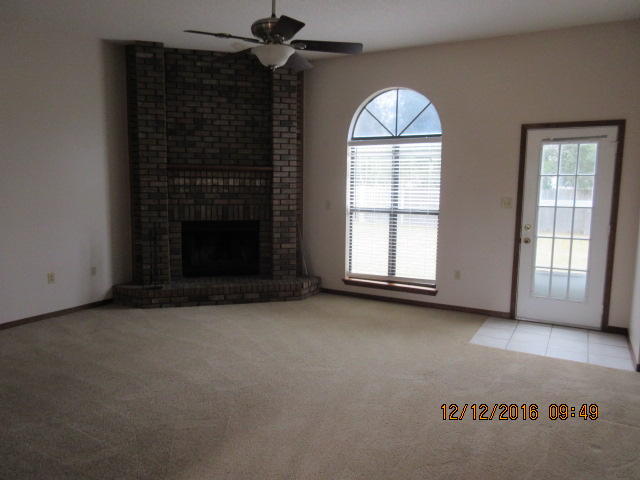 FOX DEN VILLAGES - Residential Lease