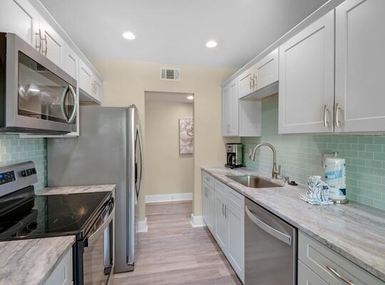 SEASCAPE CONDO GARDEN VILLA - Residential