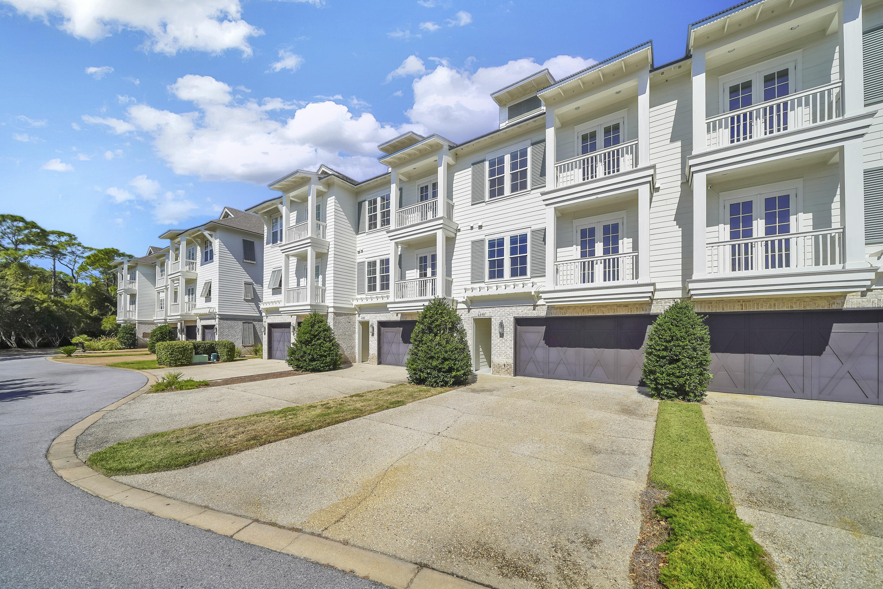 Kelly Plantation - Residential