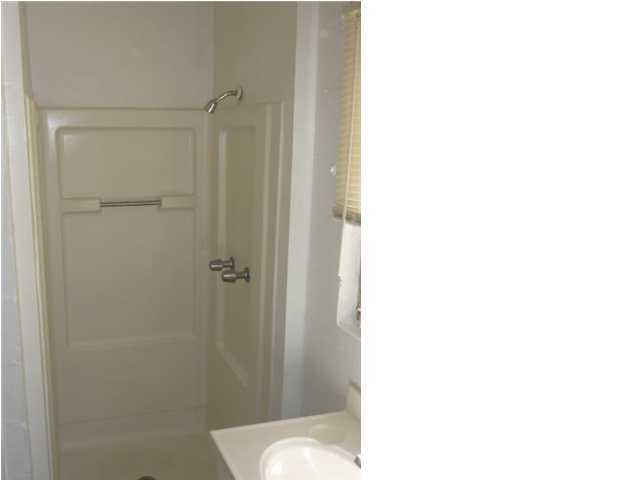 PINEVIEW - Residential Lease