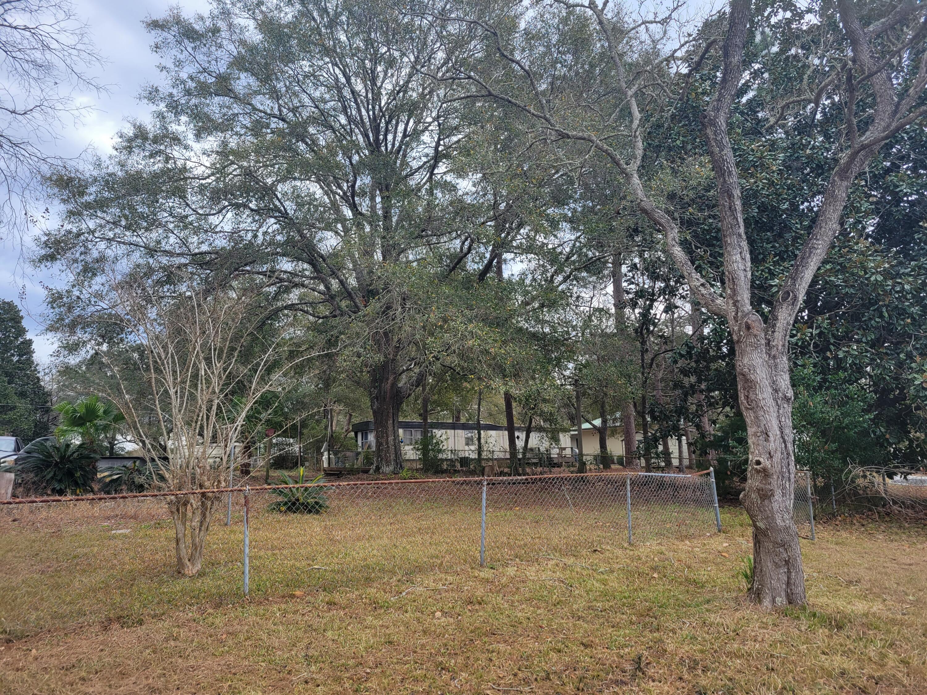 Juniper Lake PInes, Unit I - Land