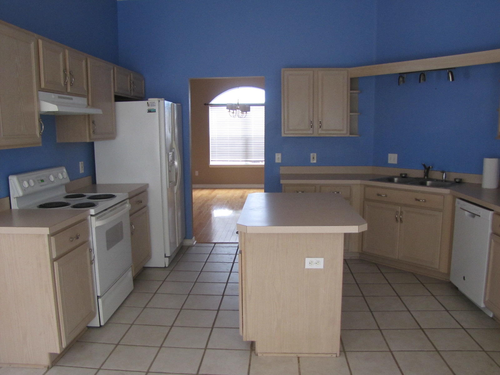 NORTHVIEW ESTATES 7TH ADDN - Residential Lease