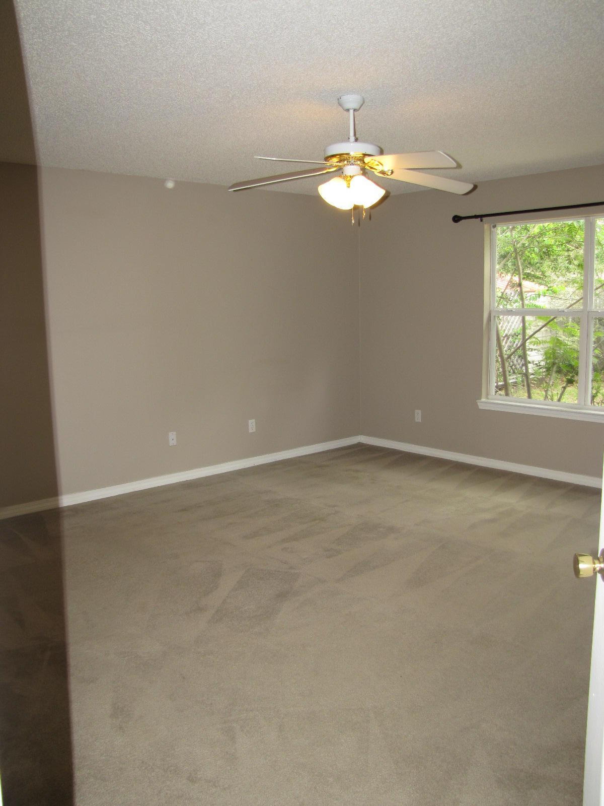 NORTHVIEW ESTATES 7TH ADDN - Residential Lease