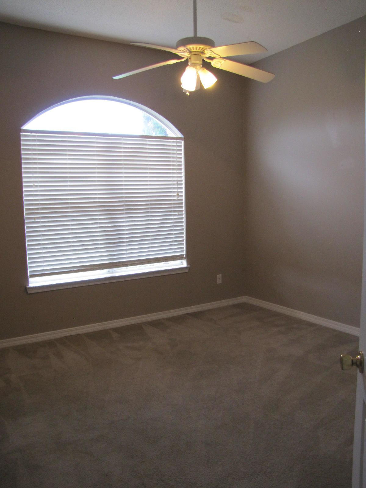 NORTHVIEW ESTATES 7TH ADDN - Residential Lease