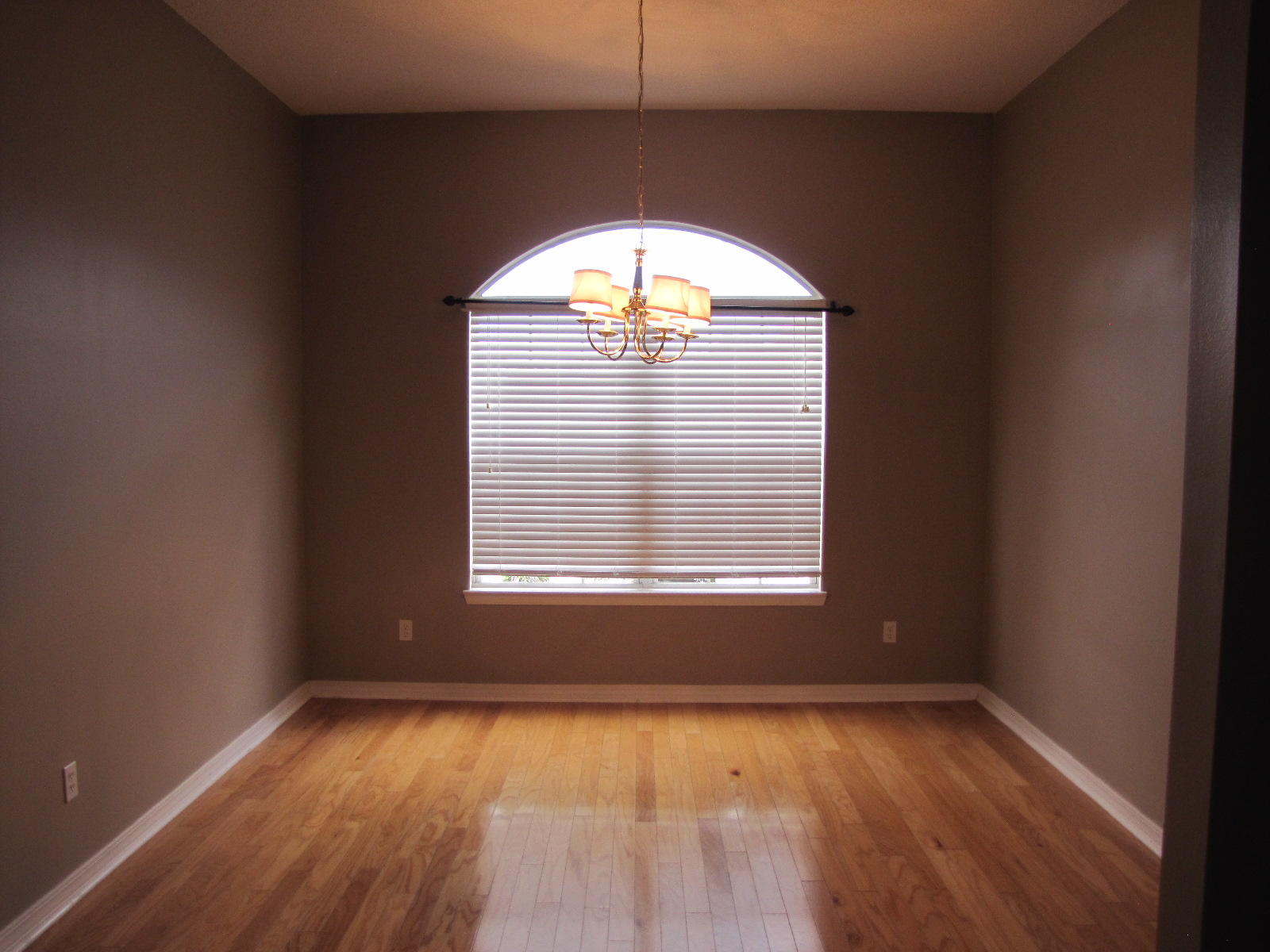 NORTHVIEW ESTATES 7TH ADDN - Residential Lease