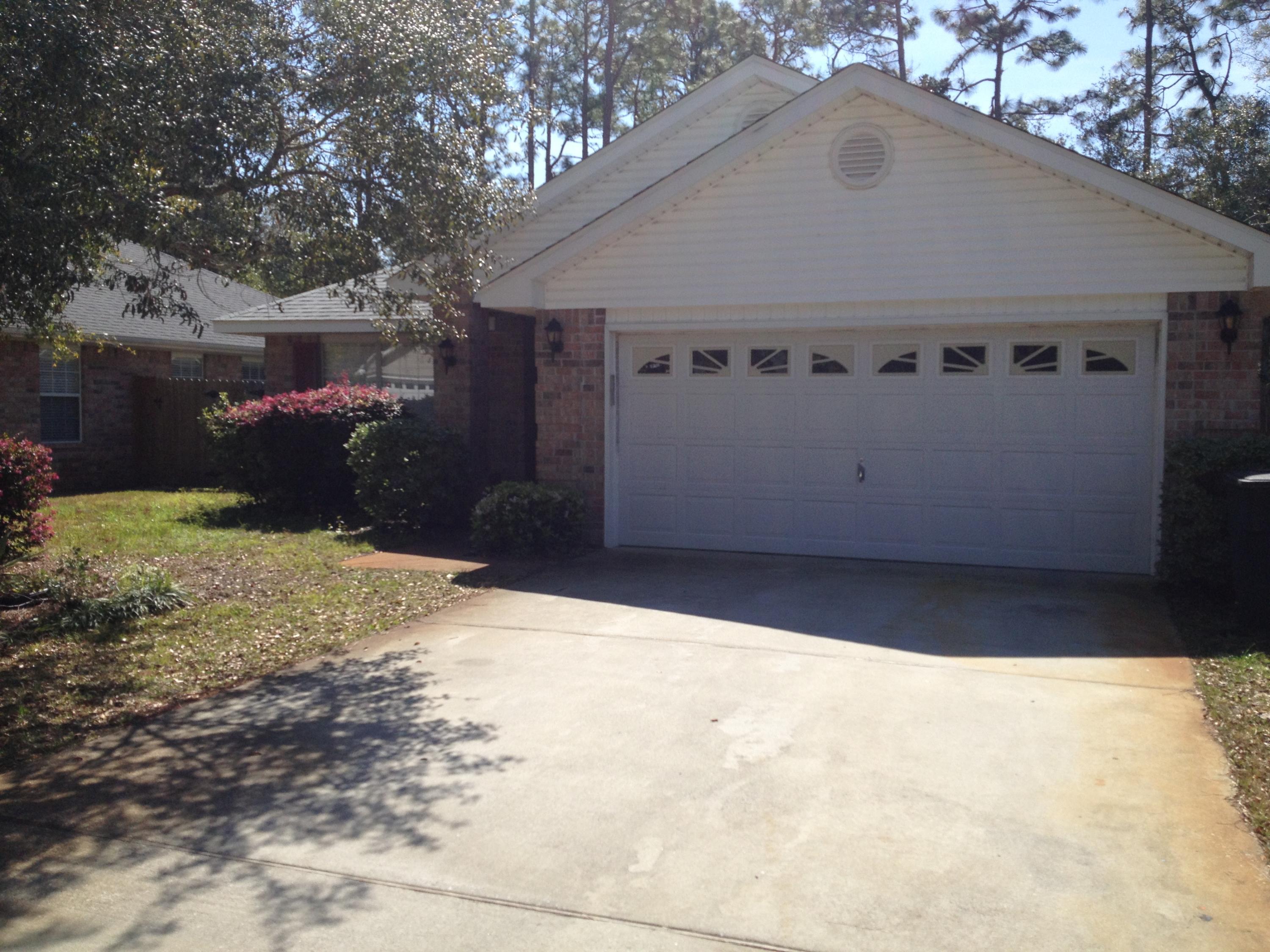Beautiful home, great location. It has a dining area in the kitchen as well as a bar that will accommodate two bar stools and a separate dining room. Most of the home is a wood laminate with only carpet in 3 of the 4 bedrooms. There is a porch off the rear that is completely enclosed with windows.It will be available to move in on August 16, 2016.