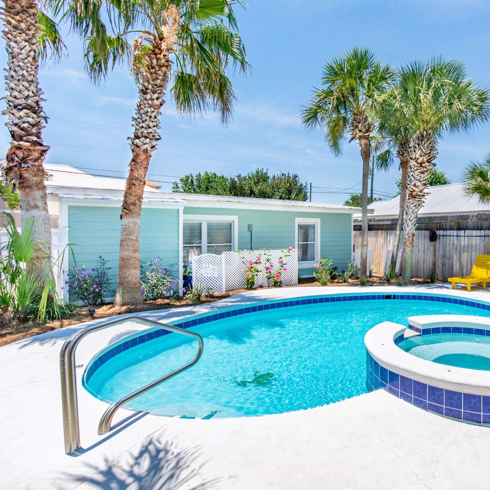 CRYSTAL BEACH - Residential