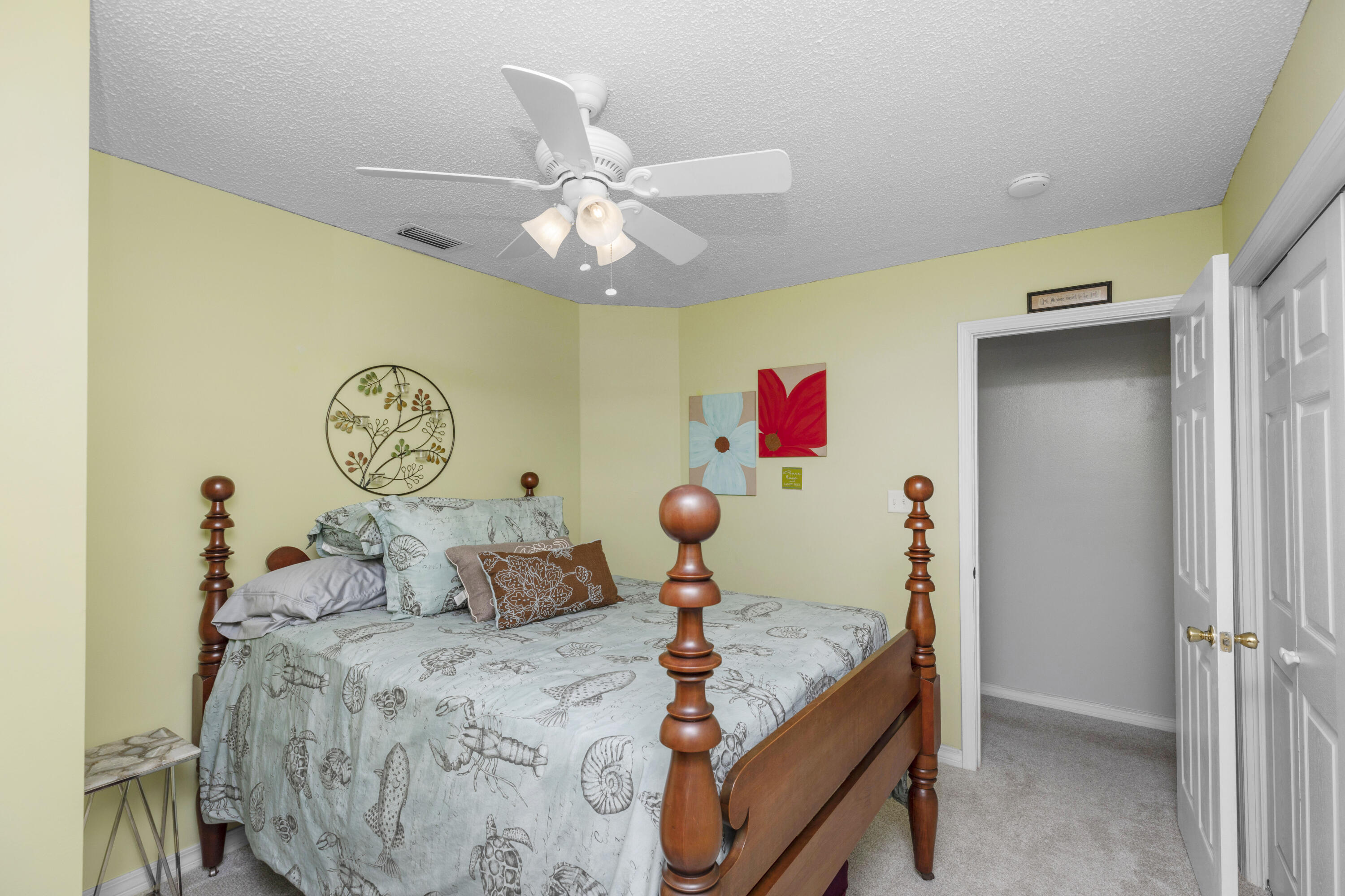 HIDDEN BAY VILLAGE - Residential