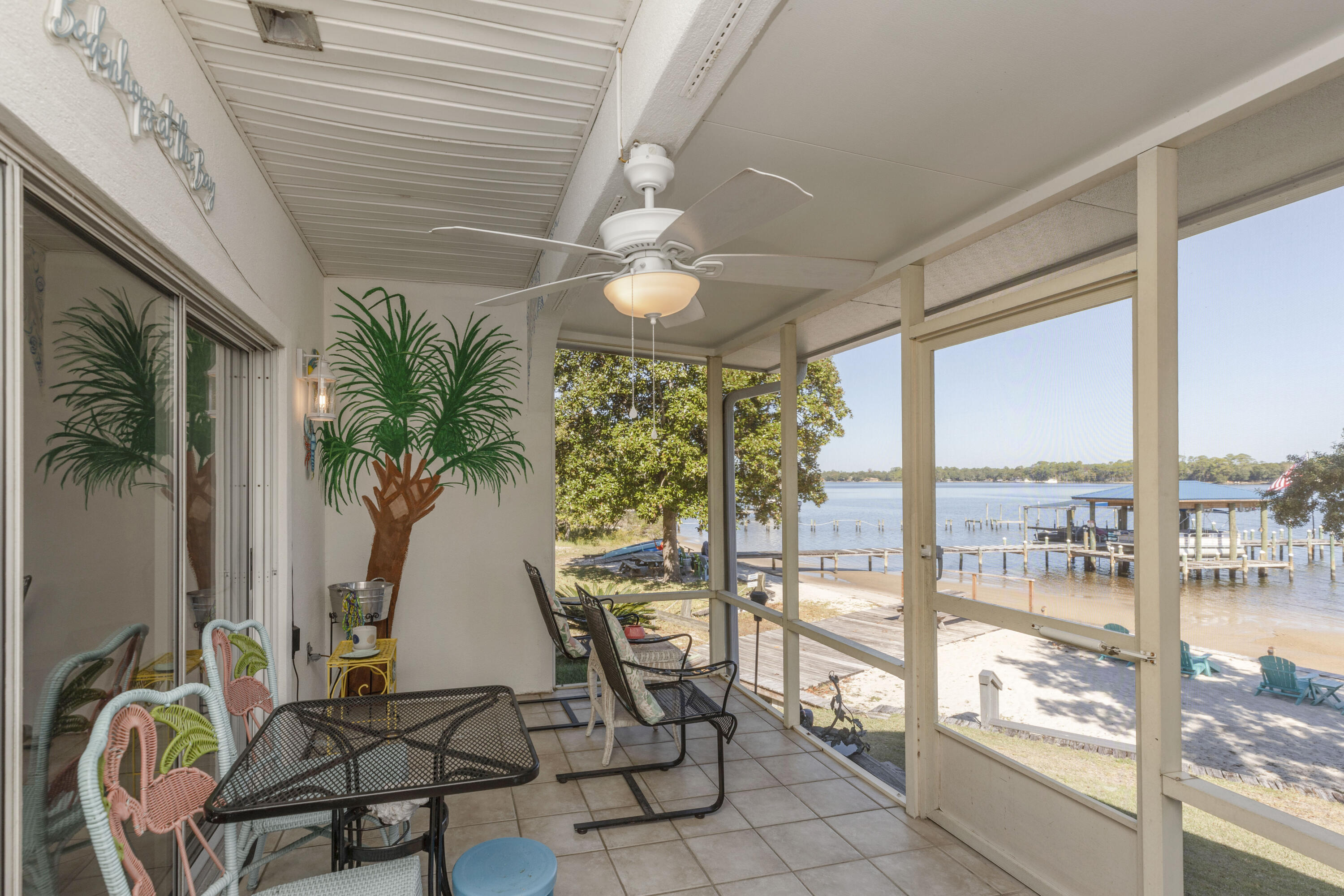 HIDDEN BAY VILLAGE - Residential