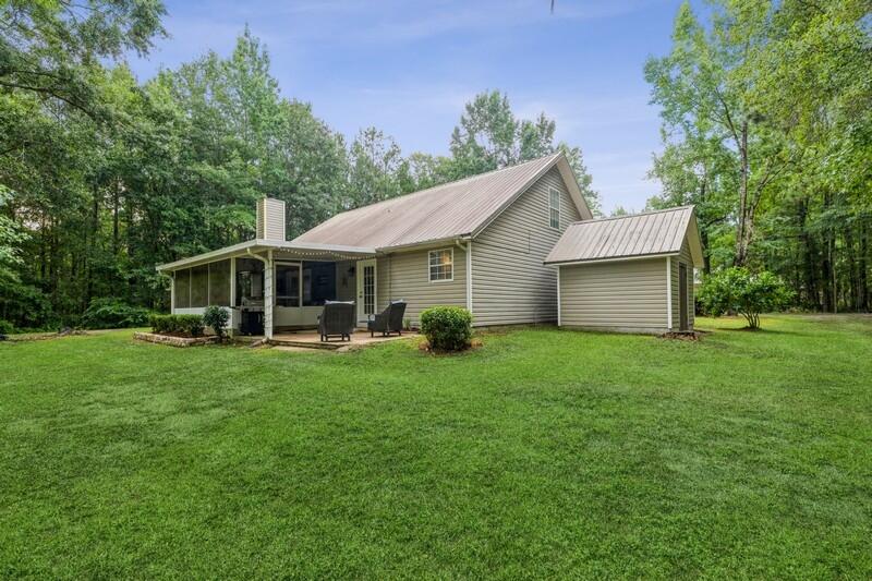 FOXWOOD ESTATES 1 - Residential