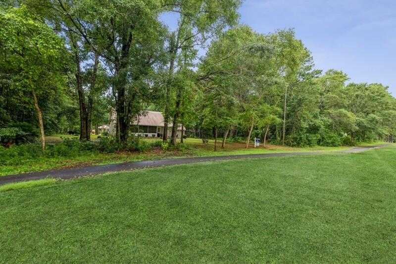 FOXWOOD ESTATES 1 - Residential