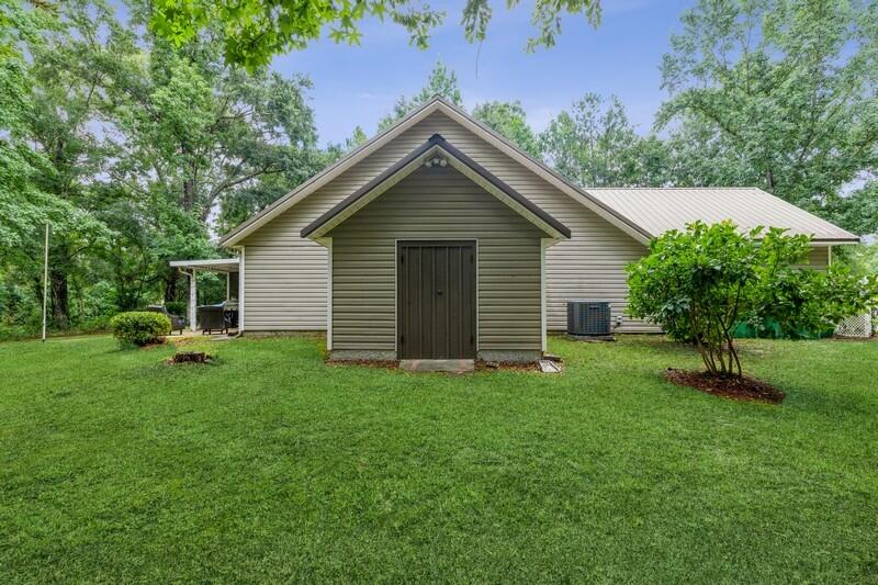 FOXWOOD ESTATES 1 - Residential