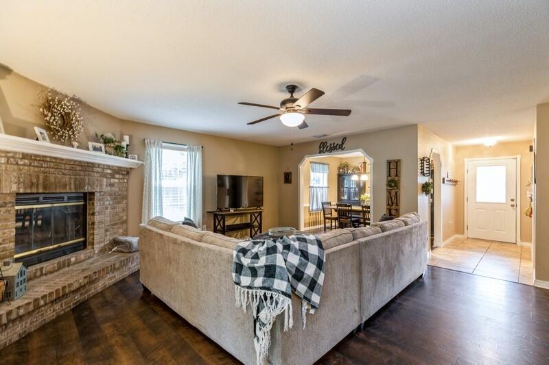 FOXWOOD ESTATES 1 - Residential