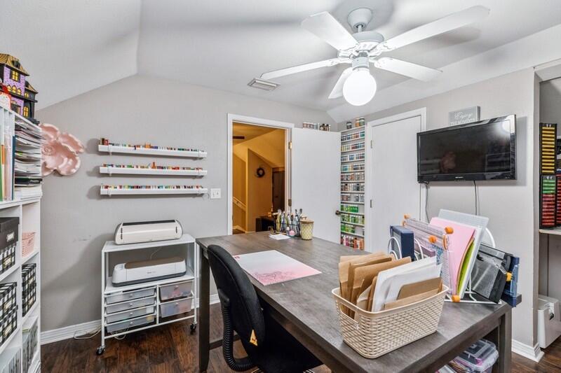 FOXWOOD ESTATES 1 - Residential