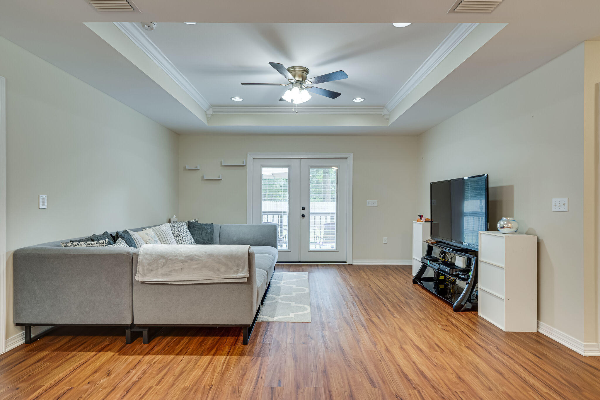 METES & BOUNDS - Residential Lease