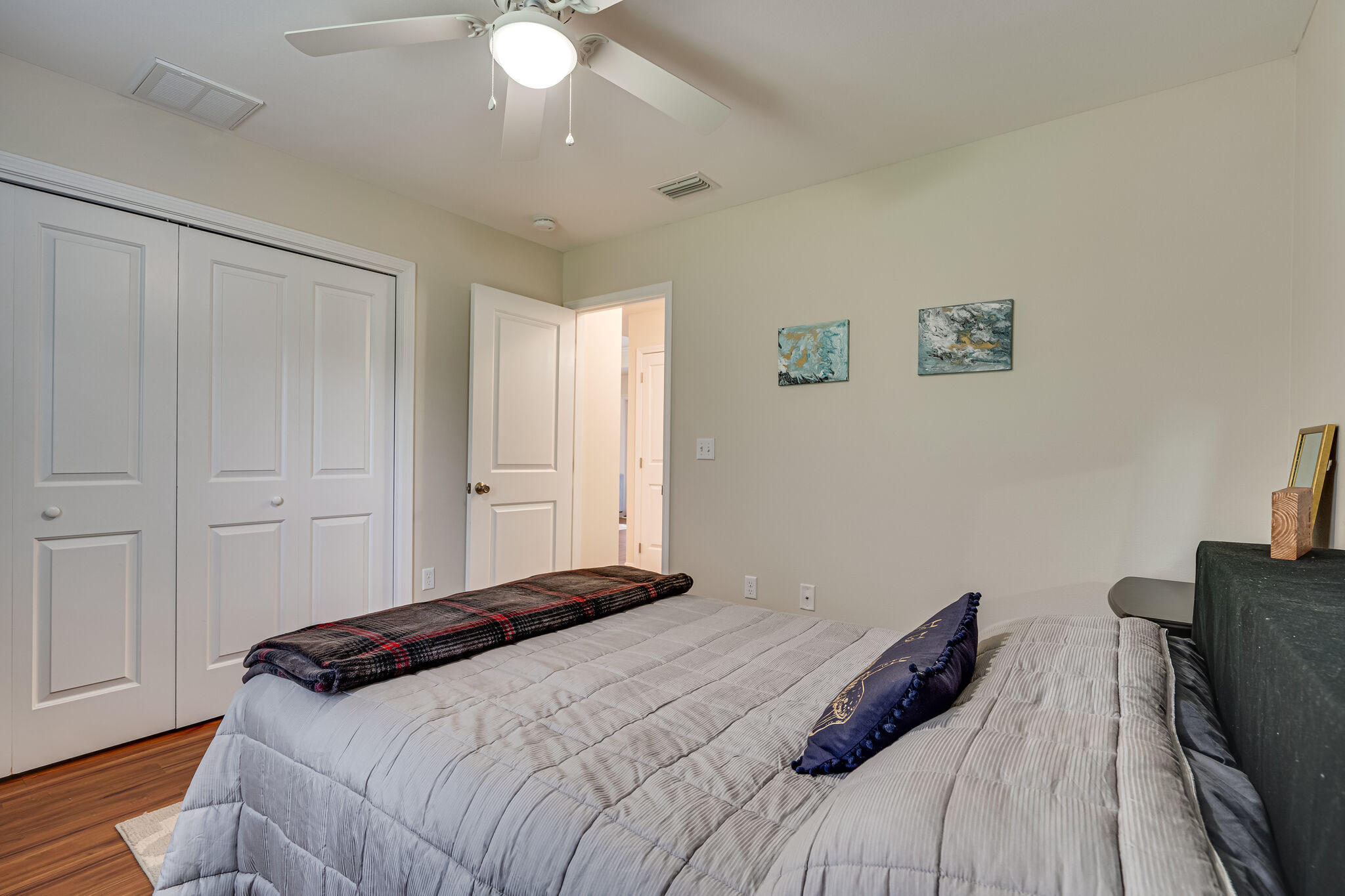 METES & BOUNDS - Residential Lease
