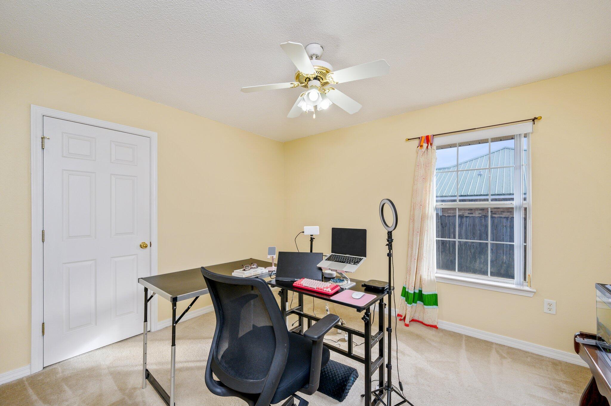 FOXWOOD ADDITION S/D - Residential Lease