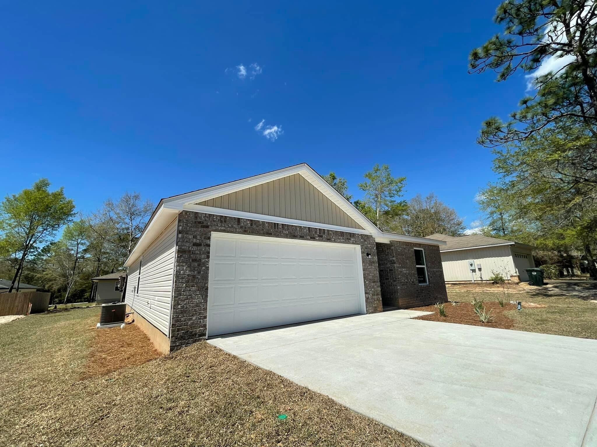 HUNTERS RIDGE - Residential Lease