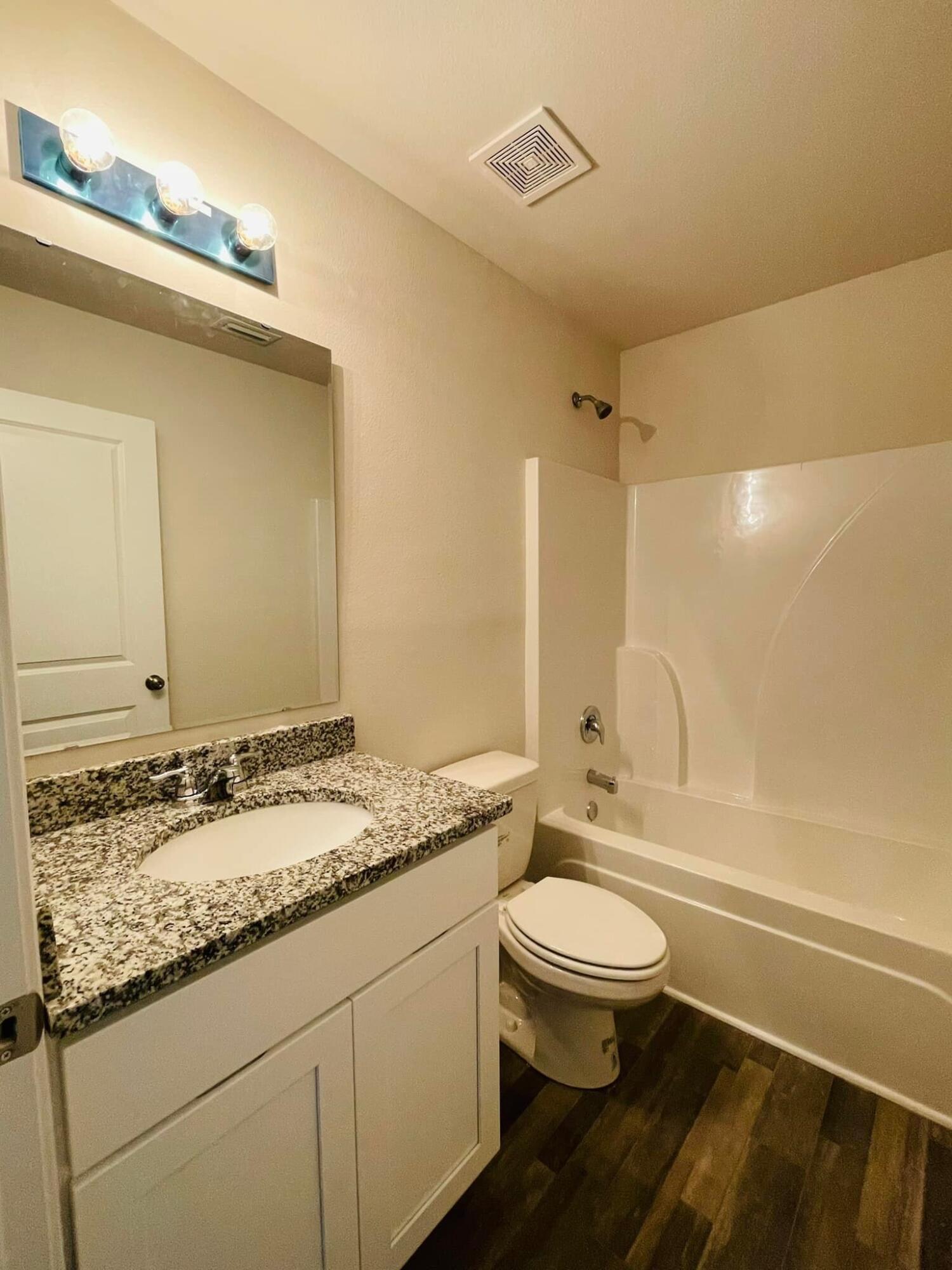 HUNTERS RIDGE - Residential Lease
