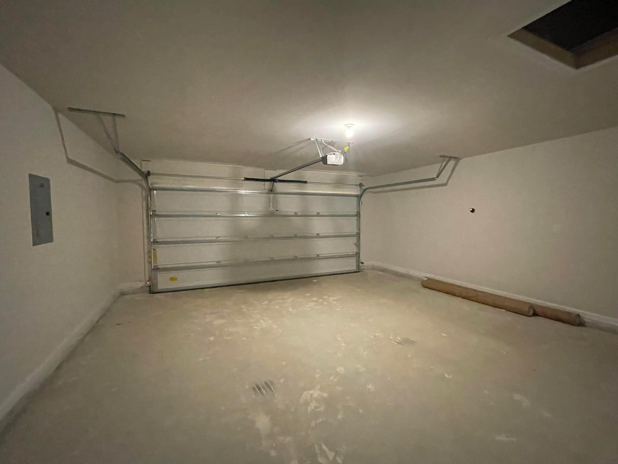 HUNTERS RIDGE - Residential Lease