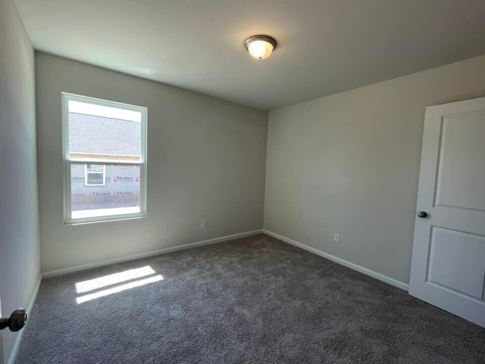 HUNTERS RIDGE - Residential Lease