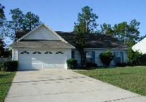 TWO STORY 4 BEDROOM 2 BATHROOM, EXCELLENT CONDITION, LARGE LIVING ROOM, WITH WOOD BURNING FIREPLACE, WOOD BEAM RUNNING ACROSS THE CEILING, FLOORING DOWNSTAIRS IS TILED, DINING AREA & KITCHEN WITH ISLAND, ALL WHITE APPLIANCES INCLUD GAS STOVE, MICROWAVE, SIDE BY SIDE FRIDGE, DISHWASHER, TILED BACK SPLASH, WALK IN CLOSET IN MASTER BEDROOM, DOUBLE VANITY IN MASTER BATHROOM, LARGE 4TH BEDROOM UPSTAIRS. 2 CAR GARAGE, NICE SIZE FENCE BACK YARD . HOUSE IS SITUATED ON THE SOUTH END OF TOWN.
